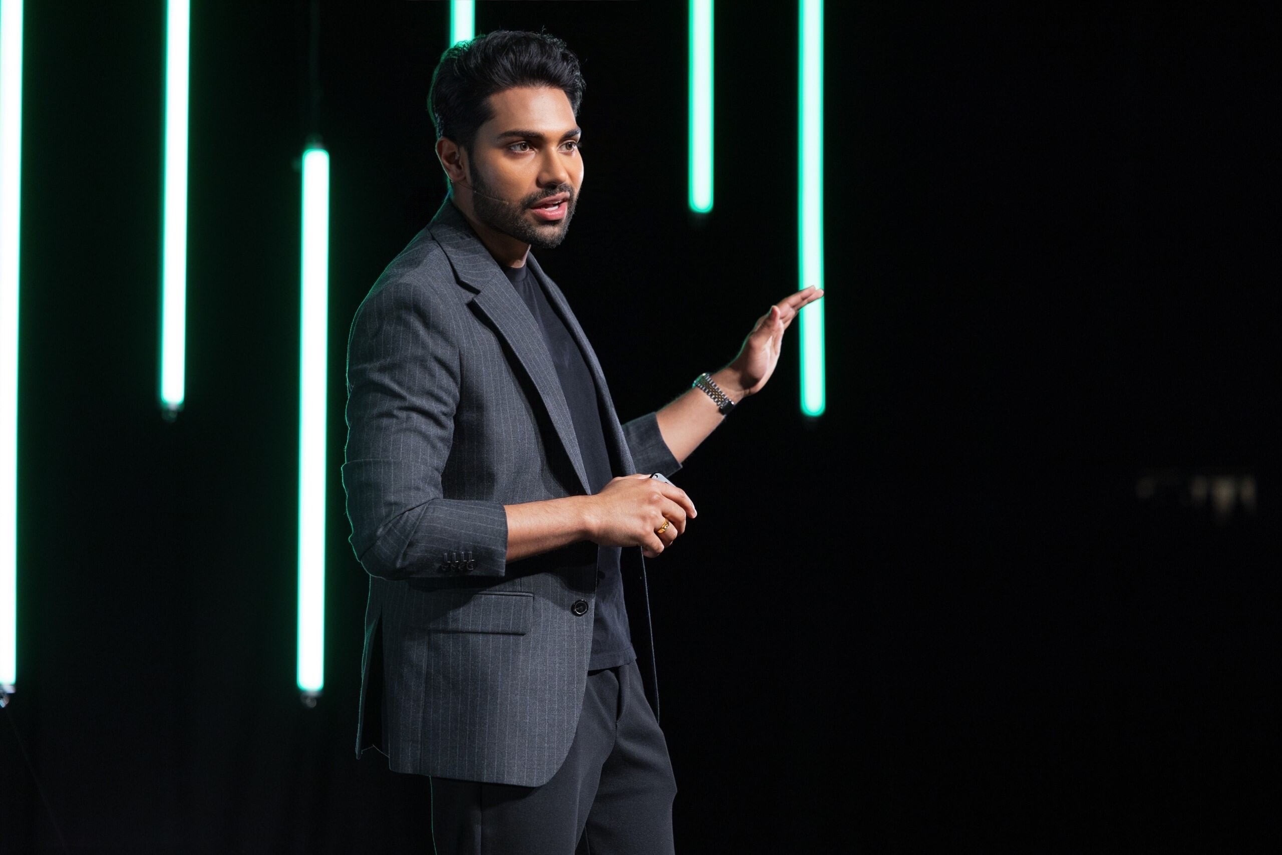 Speaking event photo